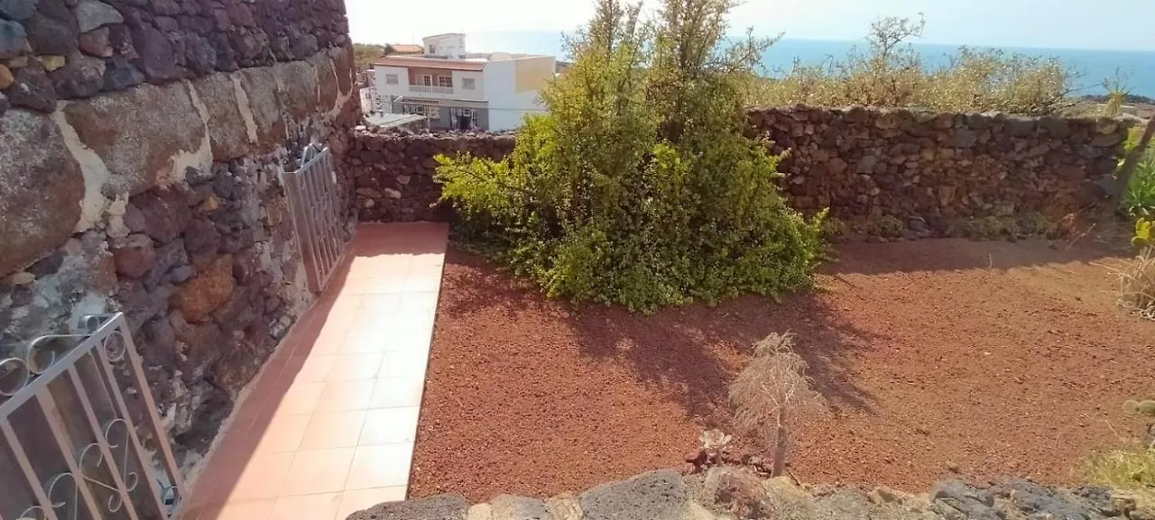 Сasa de vacaciones Casa Nela. Rural y acogedora en Las Puntas El Hierro La La Frontera